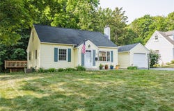 843 Harmon Road, Penfield, NY 14526