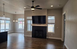 8493 Annapolis Dr, Windsor, CO 80528