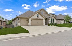 321 Canon Hill, Spring Branch, TX 78070