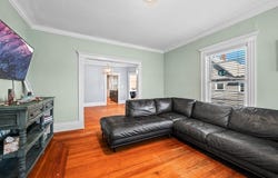 4 Valley Rd, Swampscott, MA 01907
