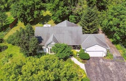 N3131 Center St, Lake Geneva, WI 53147