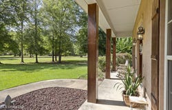 1040 Emileigh Drive, Summit, MS 39666