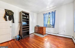 400 W GLENSIDE AVENUE, GLENSIDE, PA 19038