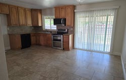 1015 Tenaya Ct, Manteca, CA 95337