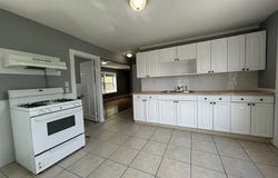 121 Boston, Salem, MA 01970