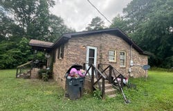 115 Henry Street, Batesburg, SC 29006