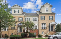 511 TAILGATE TERRACE, LANDOVER, MD 20785