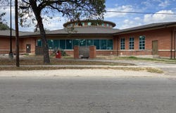 311 W Garden, Uvalde, TX 78801