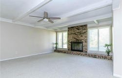 8920 E 81st Street, Raytown, MO 64138