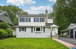 4 Lenape Trail, Wayne, NJ 07470