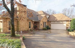 706 E Taylor DR, Sallisaw, OK 74955