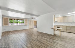105 E Cholla Shadows Drive, Tucson, AZ 85704