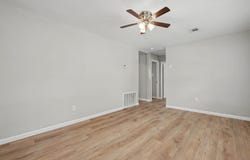 8 Durham Drive, Little Rock, AR 72209