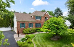 18 Stout Drive, Hillsborough, NJ 08844