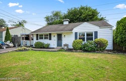 20 Dayton Road, Edison, NJ 08817