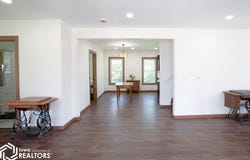 716 1st Avenue NE, Hampton, IA 50441