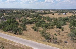 107 Nott Branch Rd, Harper, TX 78631