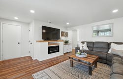 6412 Robinson Dr, Pasco, WA 99301