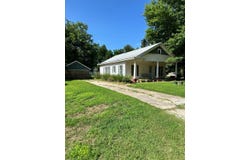 114 N Summit St, Tonkawa, OK 74653