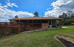 220 Leon Boulevard, Williamstown, KY 41097