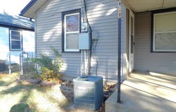 215 S Garfield Ave, Lyons, KS 67554
