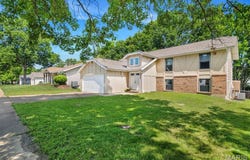 363 Windyoak Drive, Ballwin, MO 63021