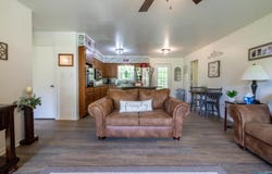201 Savannah Lane, Hamilton, AL 35570