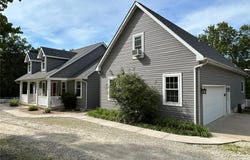 933 Wild Horse Road, Villa Ridge, MO 63089