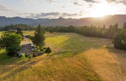 701 Messinger Road, Williams, OR 97544