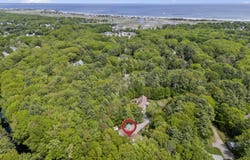 22 Adams Lane, Ogunquit, ME 03907