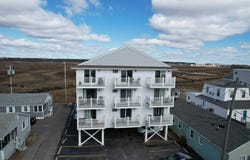 415 Ocean Boulevard, Hampton, NH 03842