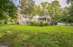655 JACKSON, MULLICA HILL, NJ 08062