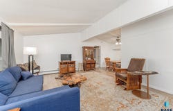 505 E 15th St, Dell Rapids, SD 57022