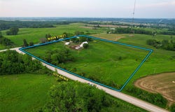 5562 Nixon Street, St Charles, IA 50240
