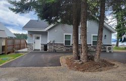 63 Sutton Ln, Coolin, ID 83821