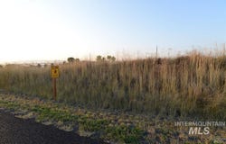 Nka Hepton Lane, Lewiston, ID 83501