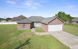 2227 BENEDETTO LN, Port Allen, LA 70767
