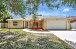 6640 NW Omega Road, Port Saint Lucie, FL 34983
