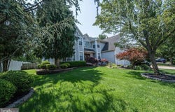 9 TANSGATE BOULEVARD, BERLIN, NJ 08009