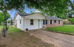 400 Conroe Street, Longview, TX 75604