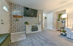 8224 W Waterford Ave, Greenfield, WI 53220