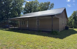 200 Hudson Lane, Russell Springs, KY 42642