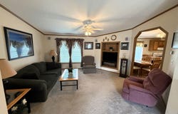 2091 Iris, BELVIDERE, IL 61008