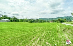 2 Hwy 558/Hwy 829, Albany, KY 42602