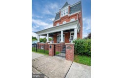 63 S WHITEOAK Street, KUTZTOWN, PA 19530