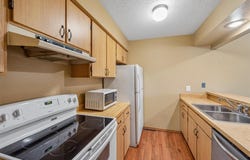 5618 Linden Circle, Johnston, IA 50131