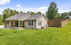176 McFarland Lane, Jeffersonville, KY 40337