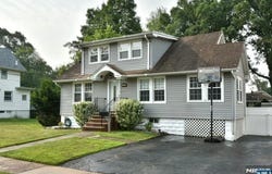 32 Bergen Avenue, Waldwick, NJ 07463