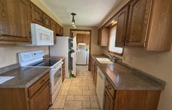 2002 S Grover, MASON CITY, IA 50401