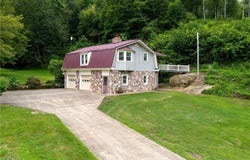 2250 Indian Camp Run Road, New Concord, OH 43762